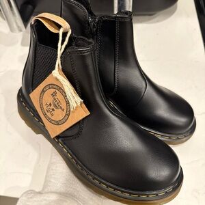 Dr. Martens Chelsea Boots Size 3 US
